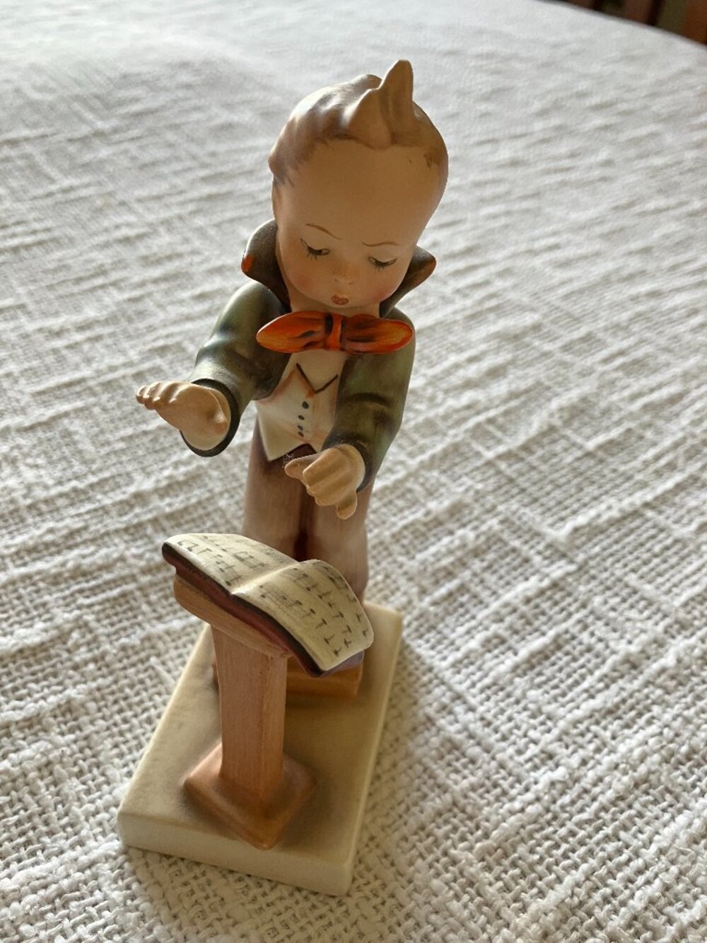 Vintage Hummel "Band Leader" #129 Porcelain Figurine